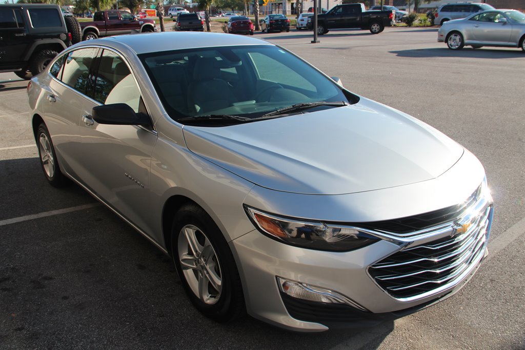 2019 Chevrolet Malibu 1FL photo 3