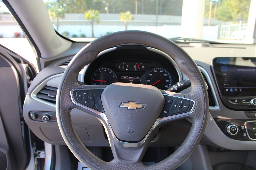 2019 Chevrolet Malibu 1FL photo 14