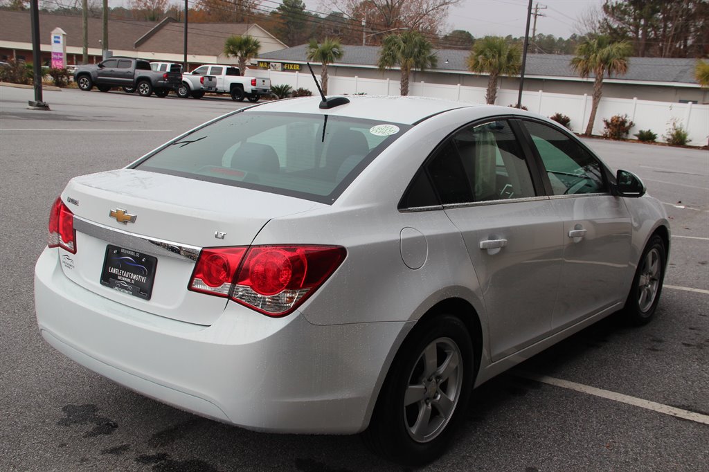 2016 Chevrolet Cruze Limited 1LT photo 8