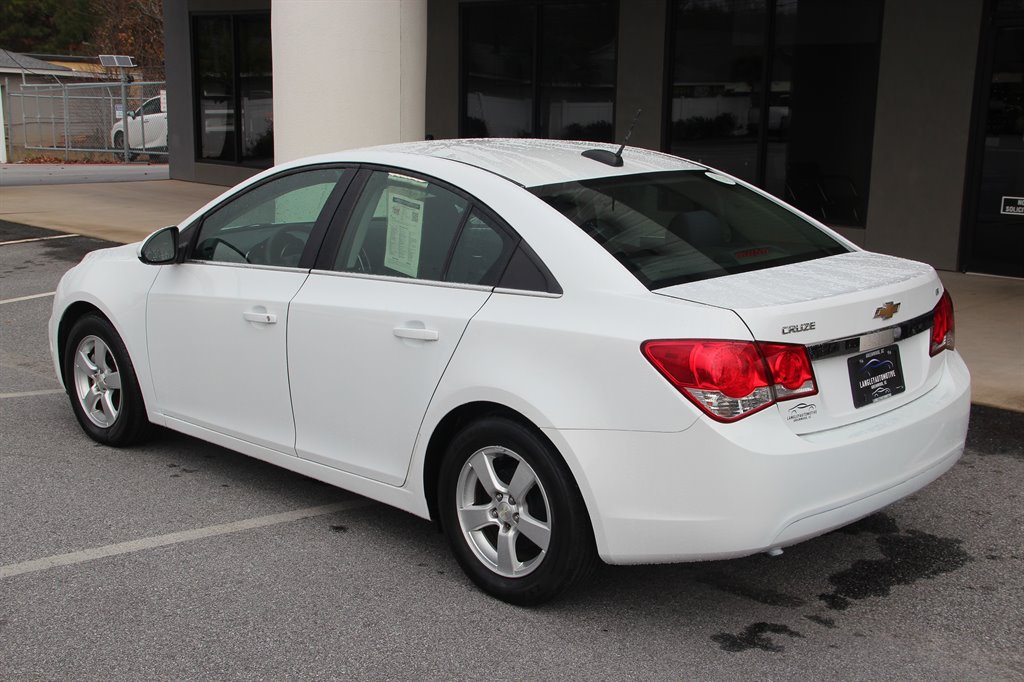 2016 Chevrolet Cruze Limited 1LT photo 6