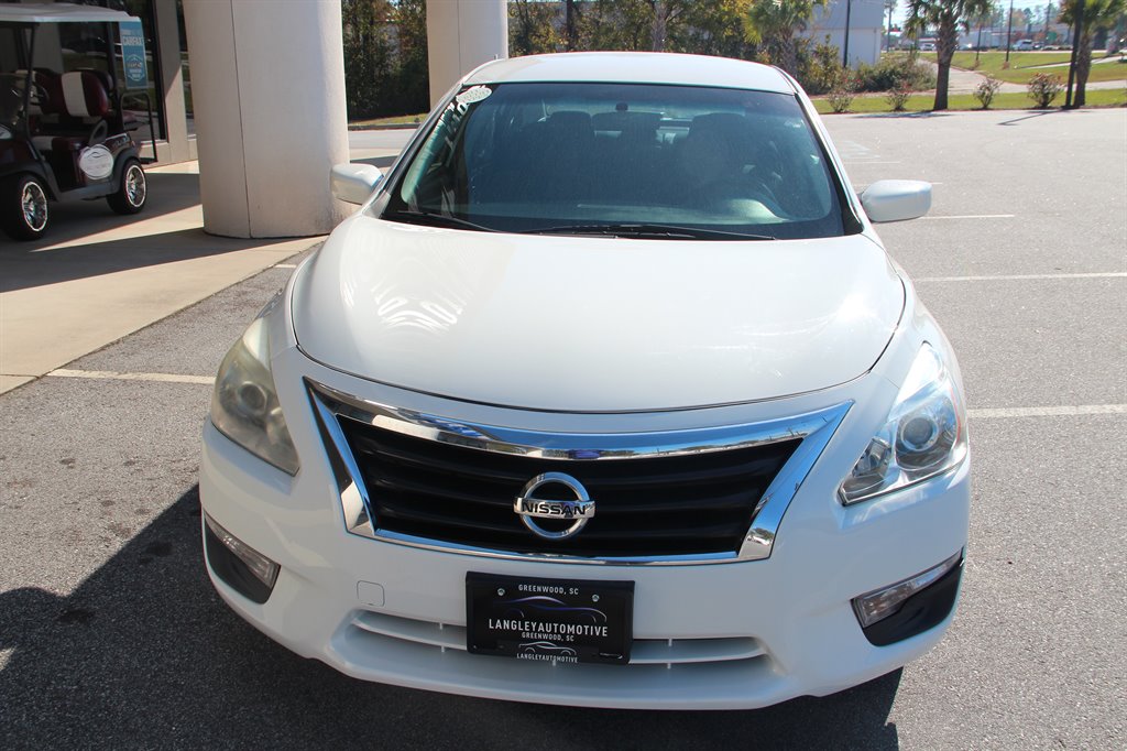 2015 Nissan Altima S photo 4