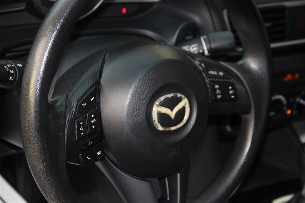 2015 Mazda MAZDA3 i Sport photo 15