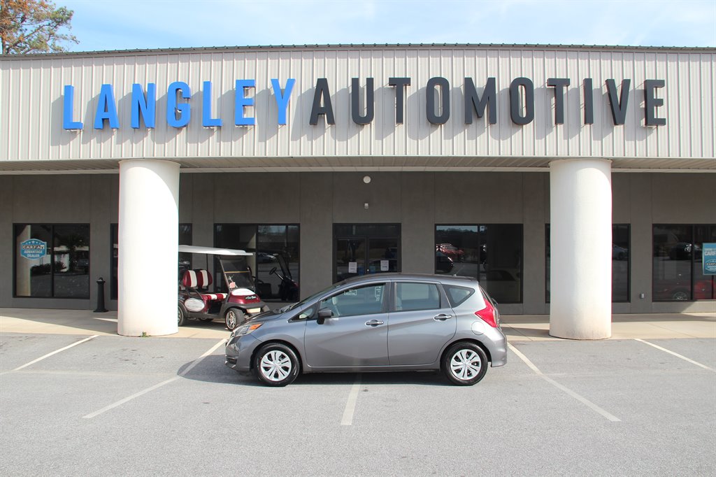 Nissan Versa Note's photo