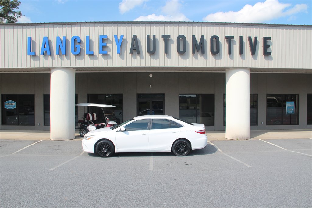 2015 Toyota Camry LE