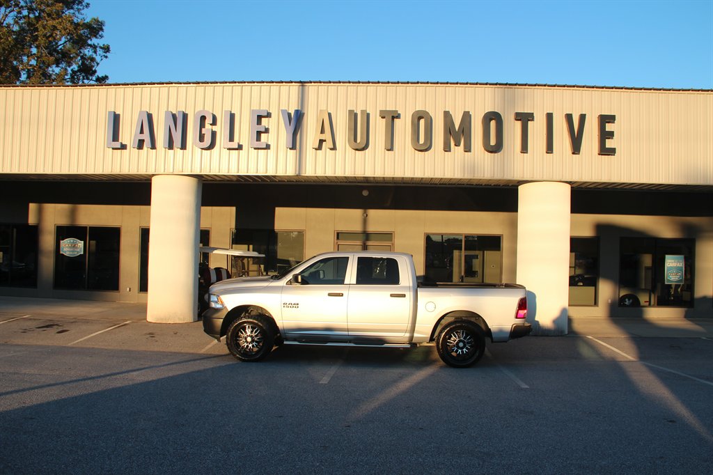 2014 RAM Ram 1500 Pickup Tradesman's photo