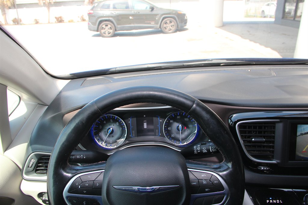 2019 Chrysler Pacifica Touring Plus - Photo 18