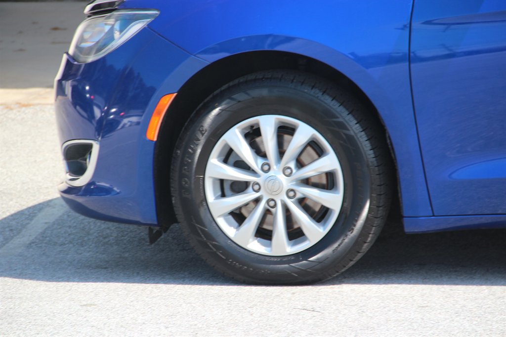 2019 Chrysler Pacifica Touring Plus - Photo 21