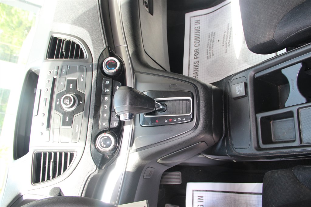 2015 Honda CR-V LX - Photo 15