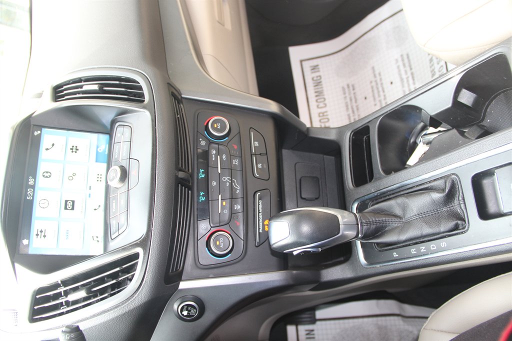 2019 Ford Escape SEL - Photo 14