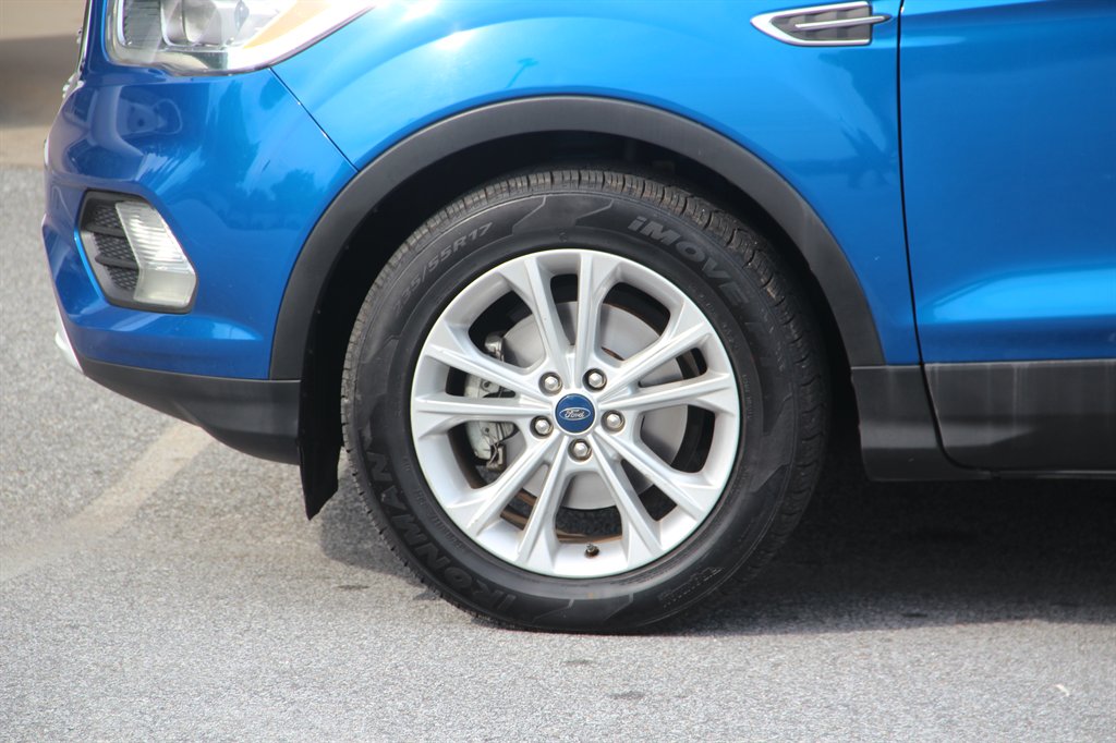 2019 Ford Escape SEL - Photo 17