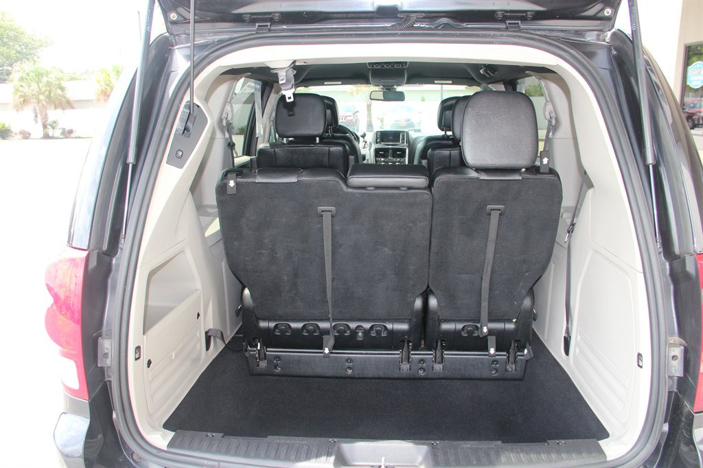 2020 Dodge Grand Caravan SXT - Photo 12