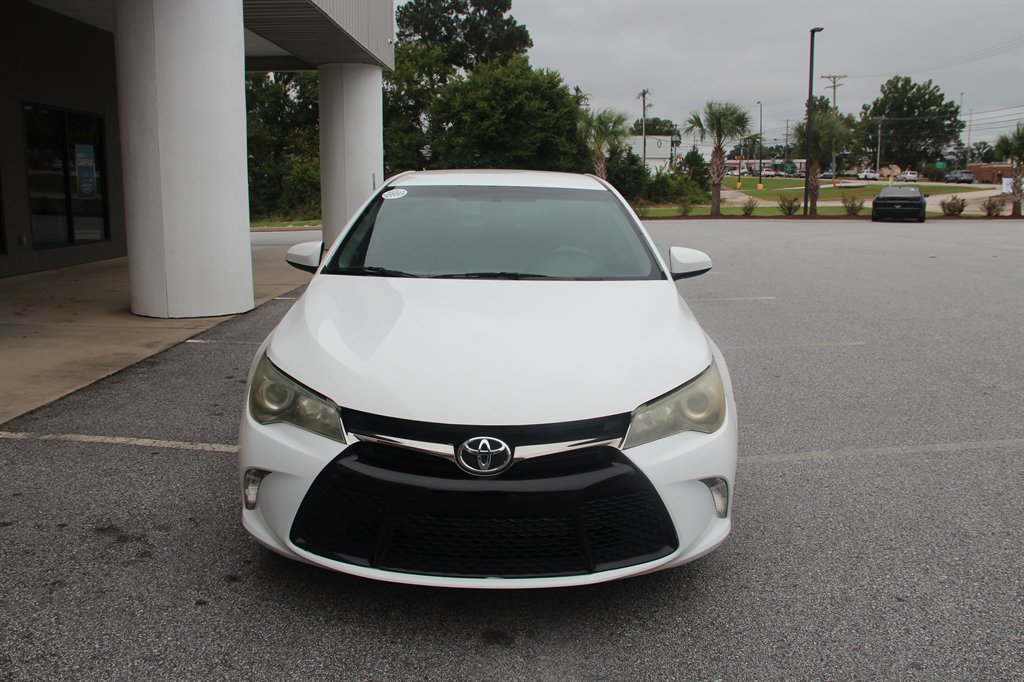 Toyota Camry photo 4