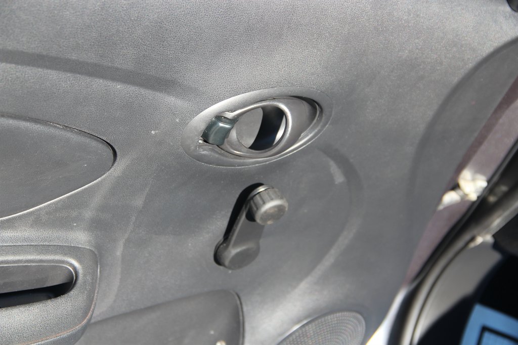 Nissan Versa photo 13