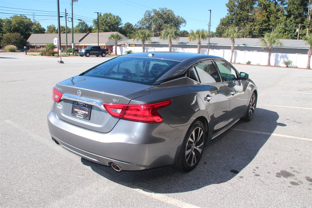 Nissan Maxima photo 8