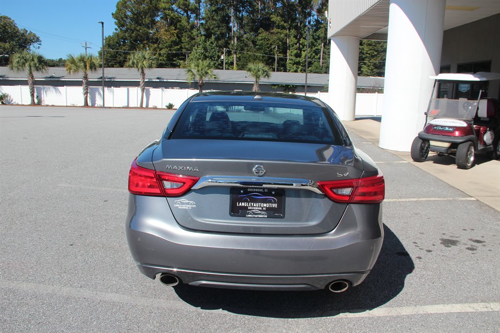Nissan Maxima photo 7