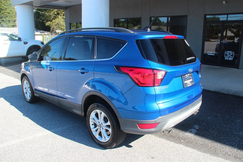 Ford Escape photo 6