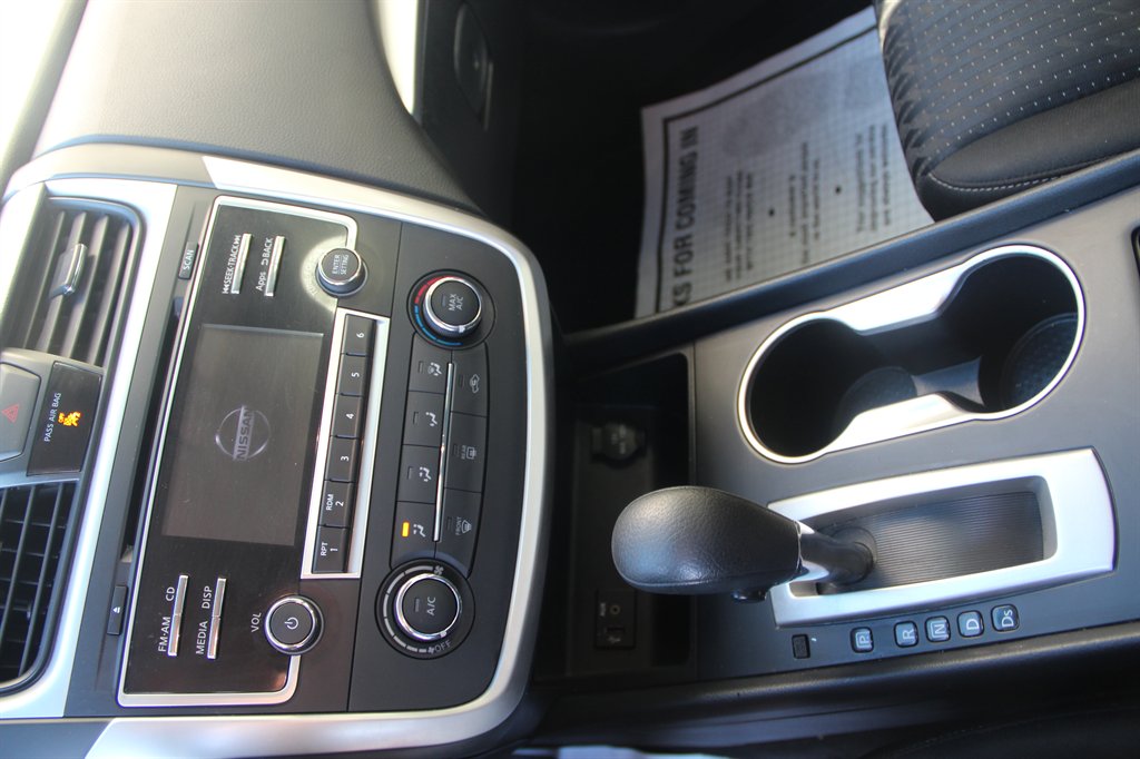 Nissan Altima photo 15